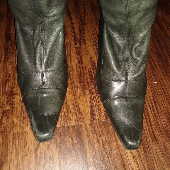 CHANEL Boots - Picture 3 of 12